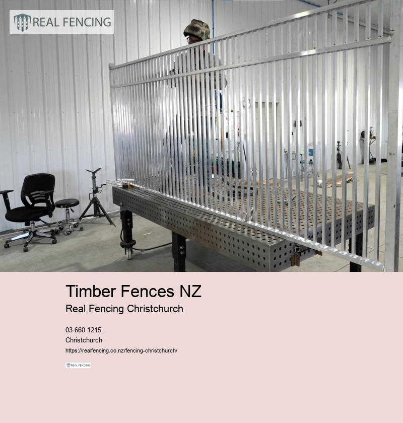 christchurch timber fencing