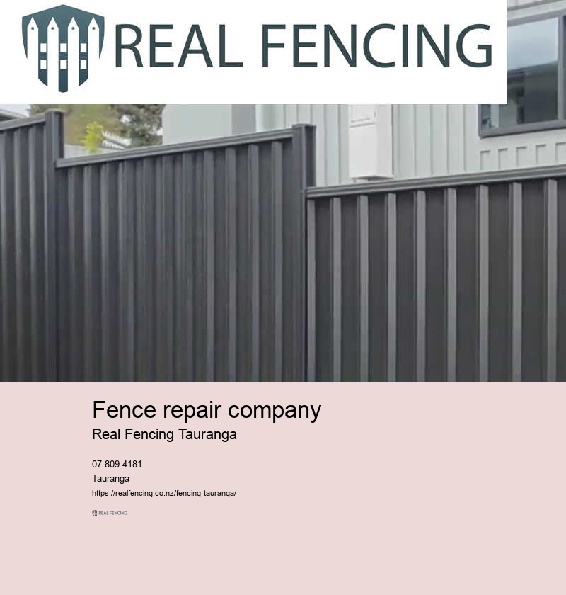 Aluminum metal fencing