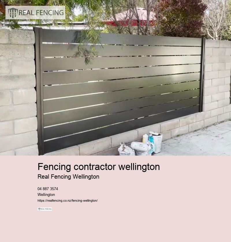 fencing contractor wellington